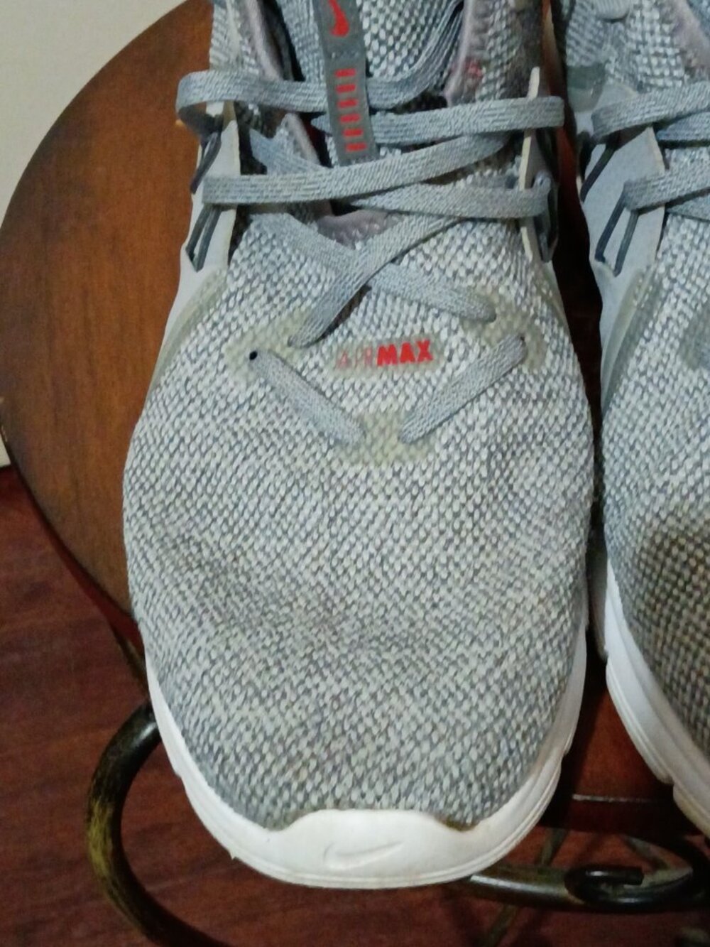 Nike Air Max Sequent 3 Mens Sz 10.5 Grey University Red Running Shoe 921694-060 - Picture 7 of 14